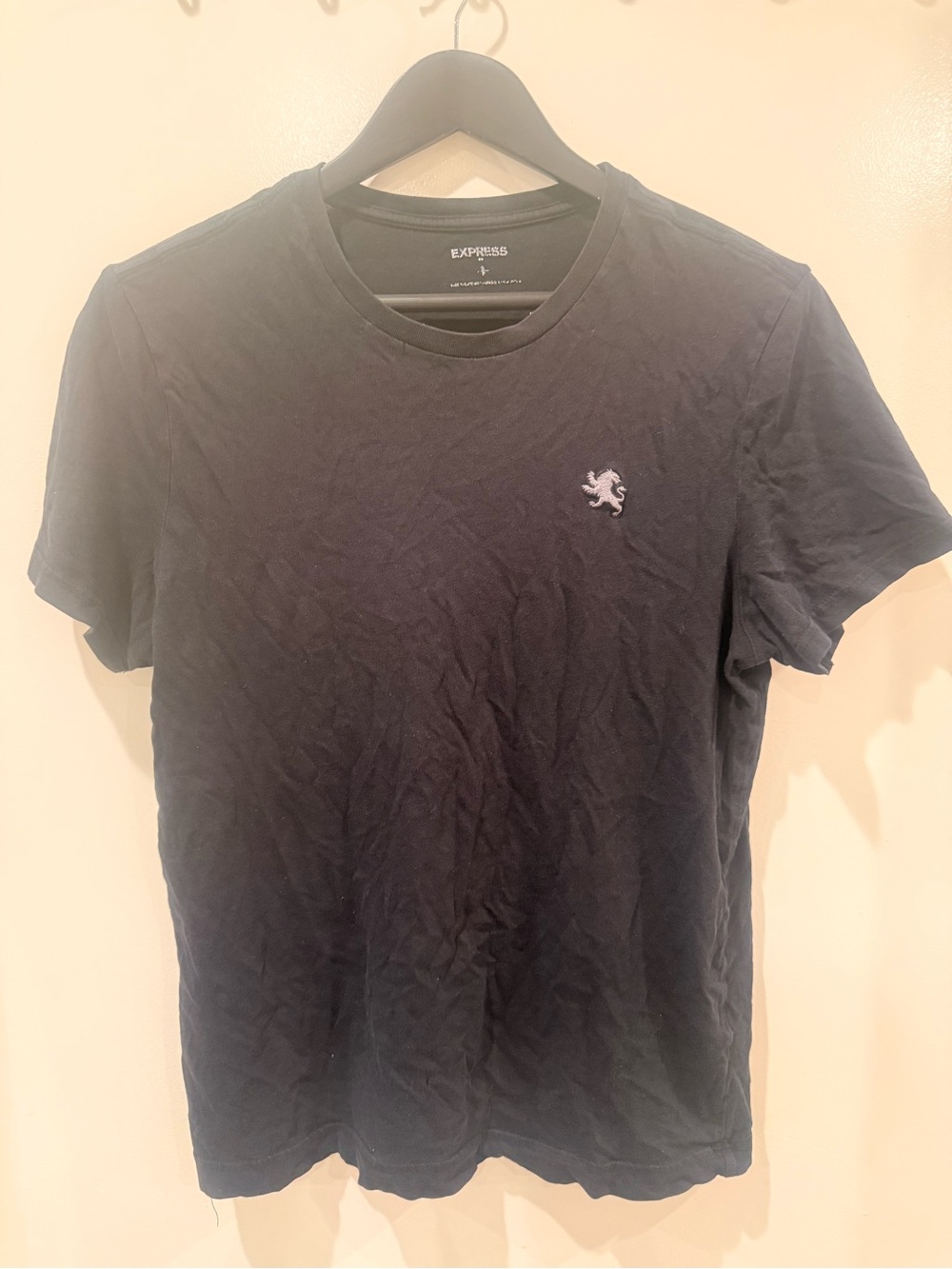Express Navy Short Sleeve Crew Neck T-Shirt with Embroidered Lion